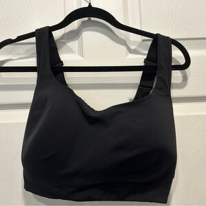 Lululemon All Powered Up Black sports bra 40D